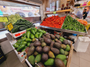 يافا: اخوان دكة للفواكه والخضار يُحطم الأسعار في رمضان